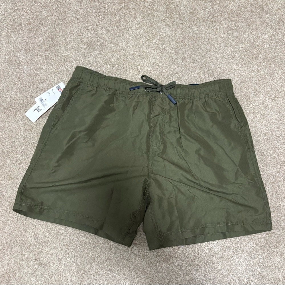 32 Degrees Men's Green Swim Shorts-6”